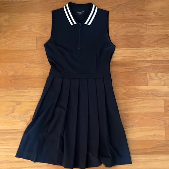 Tory Burch sport PERFORMANCE PLEATED COLLAR GOLF DRESS size S navy blue/white - Picture 2 of 12